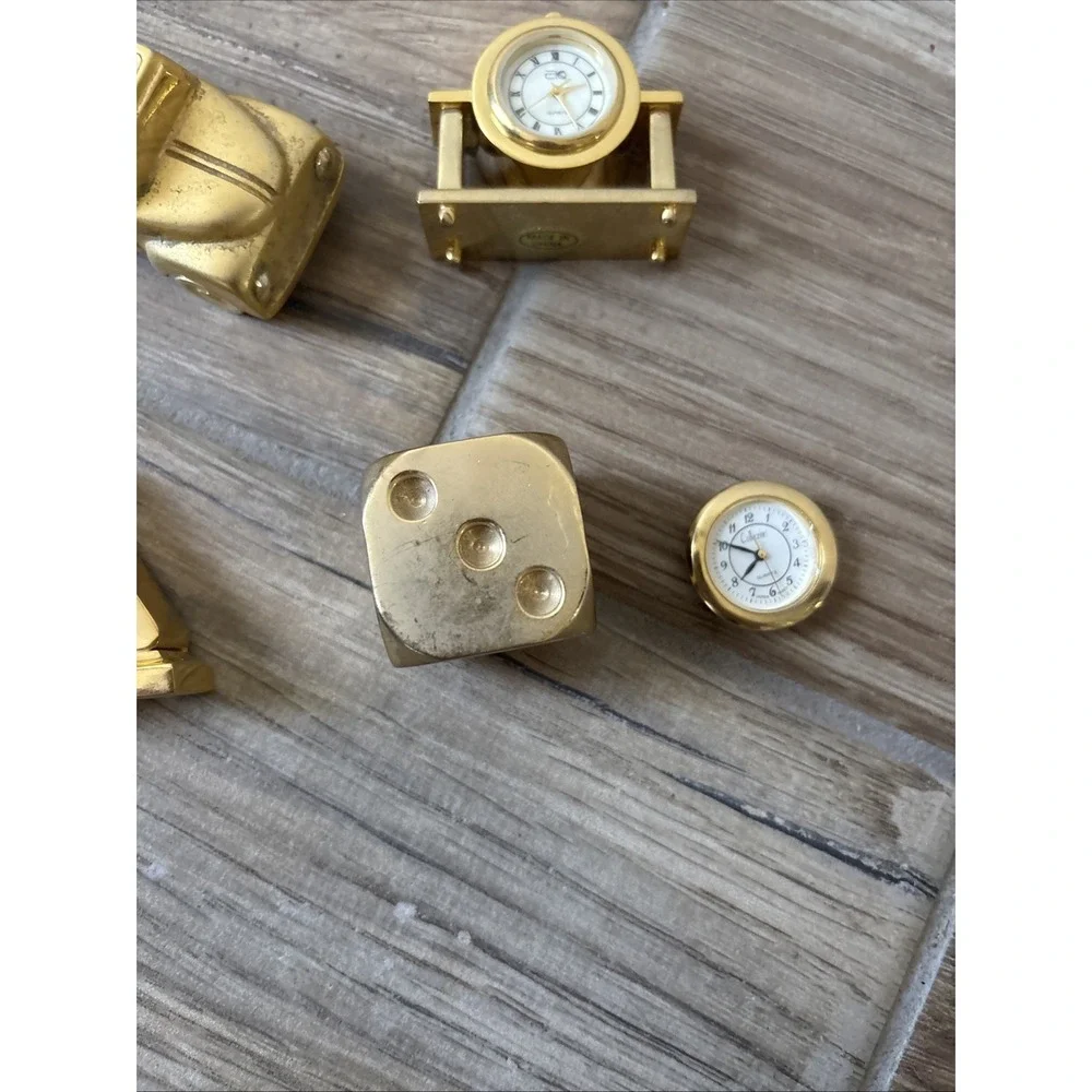 Lot Of‎ 5 Miniature Clocks ( Not Tested) Card, Dice, Smiley Face Clock